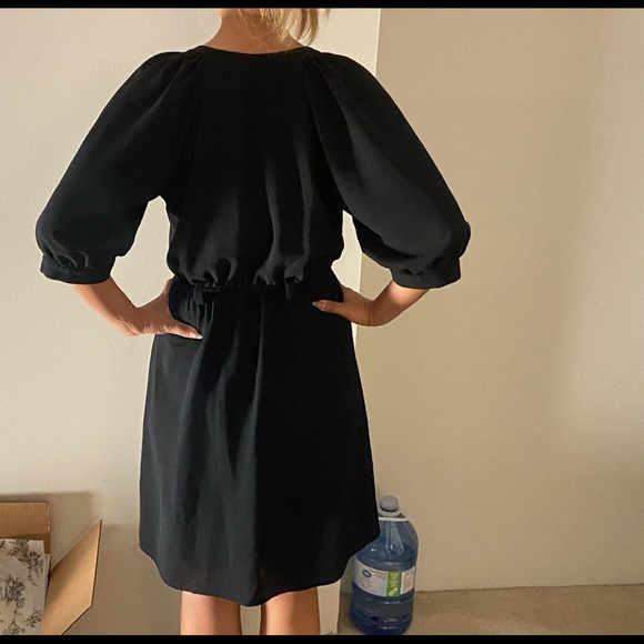 dress - Picture 4 of 5